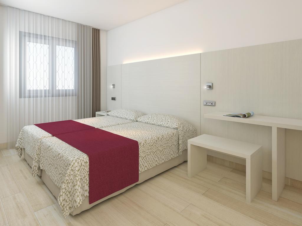 Apartaments Ses Dalies 알쿠디아 항구 객실 사진